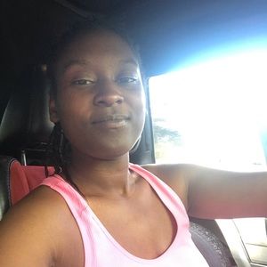 Meet your Posher, Jaketa